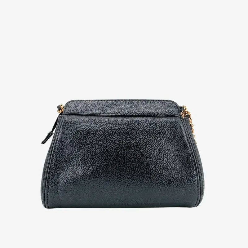 js949-chanel-vintage-black-caviar-leather-camera-bag