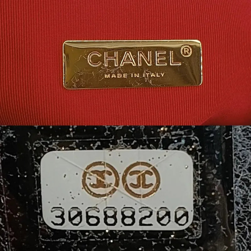 ra243-chanel-black-shiny-lambskin-quilted-19-shoulder-bag