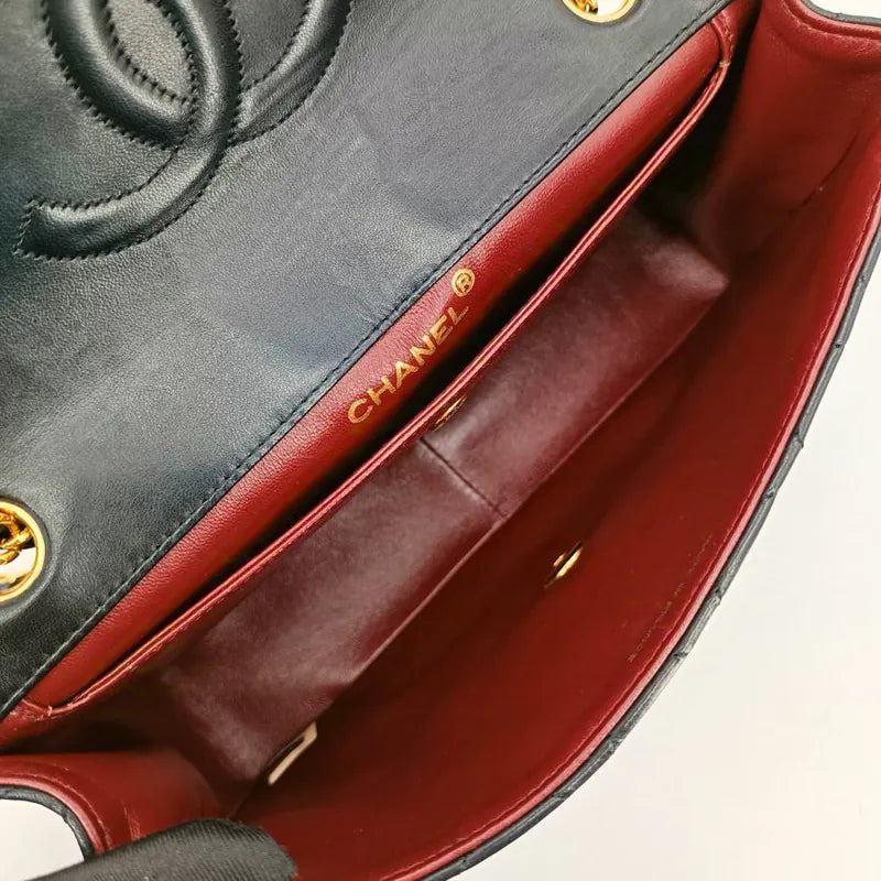 ra317-chanel-vintage-black-lambskin-quilted-flap-bag