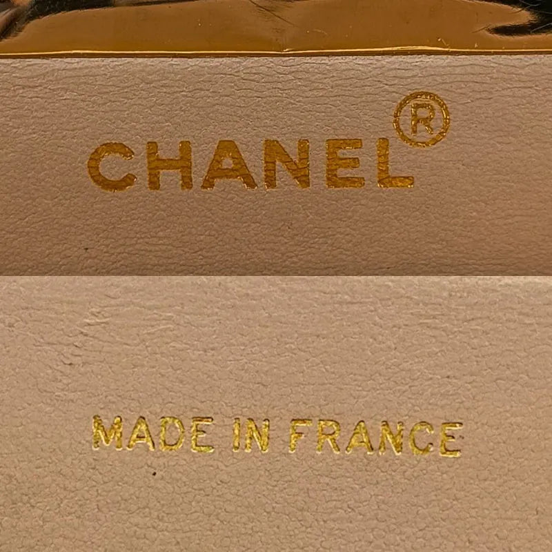 rb447-chanel-vintage-beige-lambskin-chevron-handbag