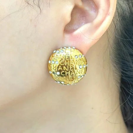 jt207-chanel-vintage-crystal-gold-plated-clip-on-earrings