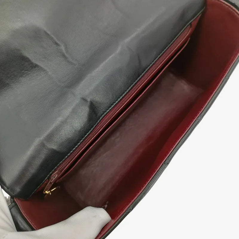 ju429-chanel-vintage-black-lambskin-quilted-flap-bag