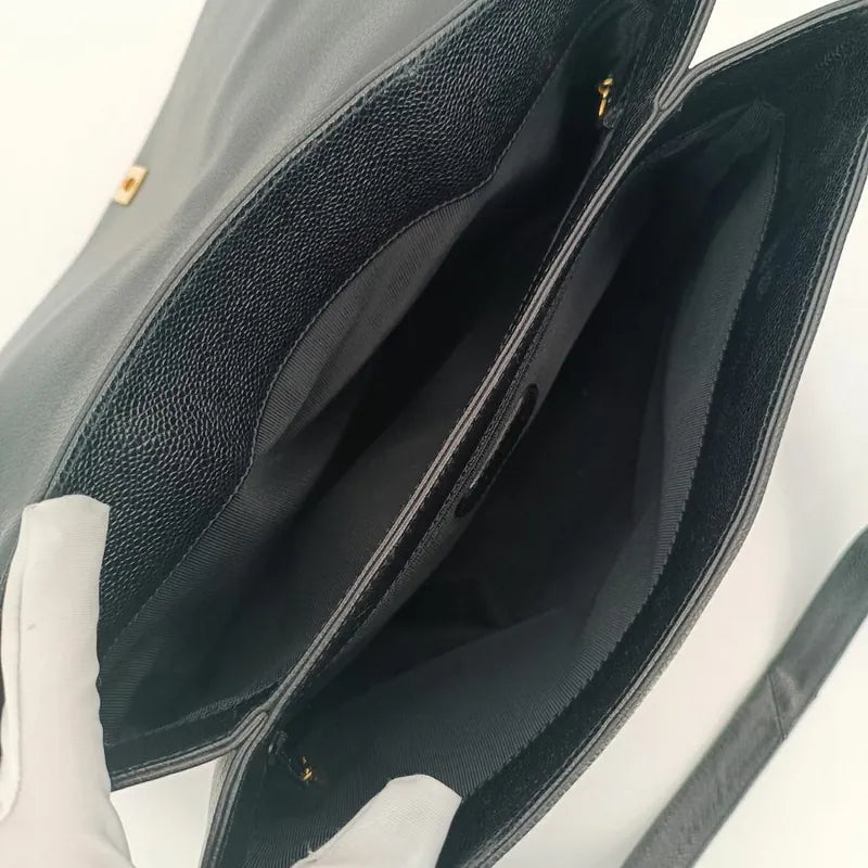 rb615-chanel-vintage-black-caviar-leather-shoulder-bag