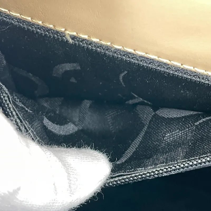 js641-salvatore-ferragamo-gancini-beige-2way-handbag