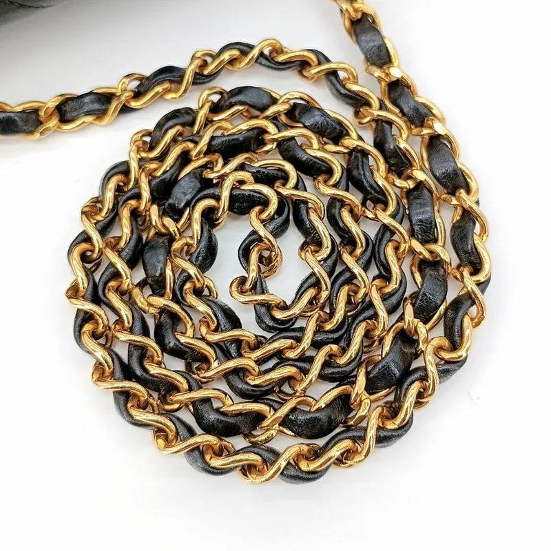 jr660-chanel-vintage-black-lambskin-quilted-flap-bag