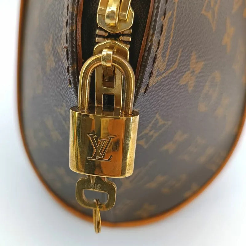 js453-louis-vuitton-ellipse-mm