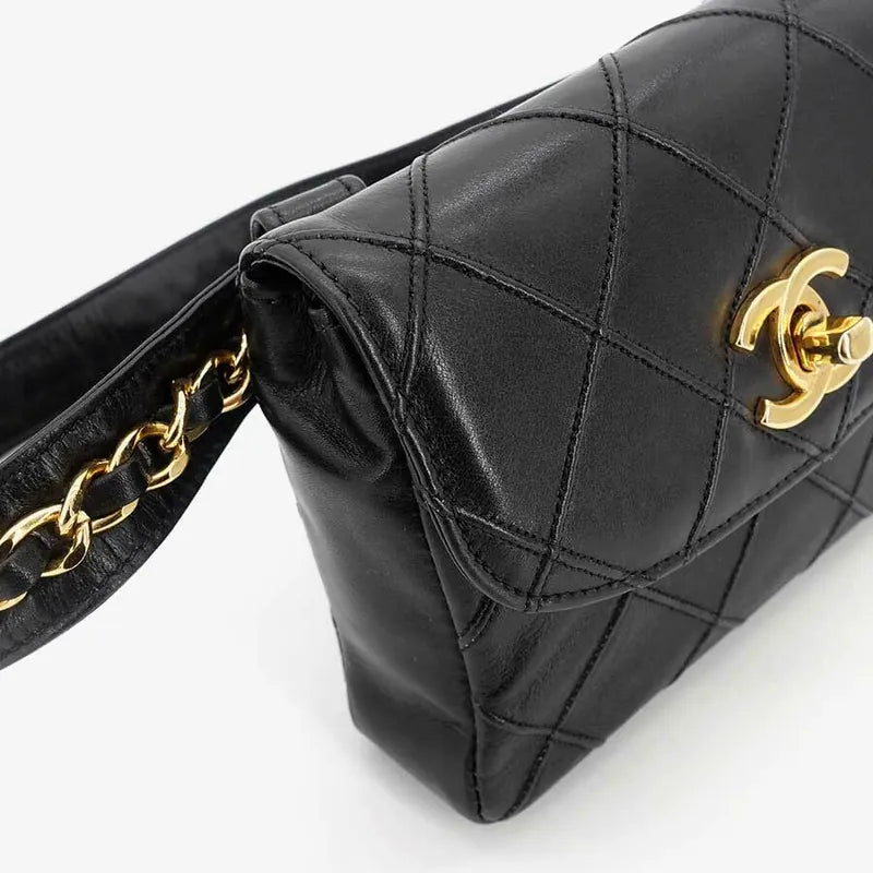 js005-chanel-vintage-black-lambskin-quilted-belt-bag