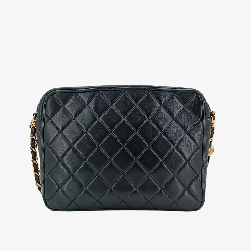 ra813-chanel-vintage-black-lambskin-quilted-camera-bag