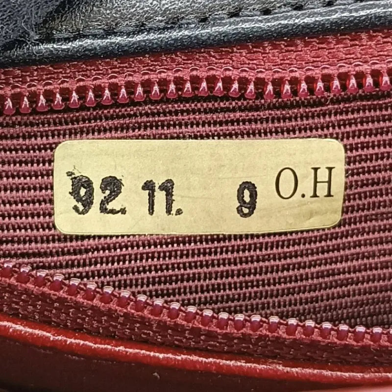 jt645-chanel-vintage-black-lambskin-cross-stripe-flap-bag