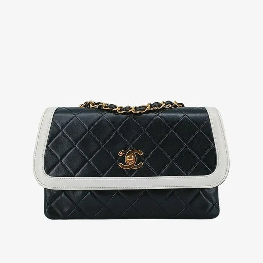 jt383-chanel-vintage-bicolor-black-white-lambskin-quilted-flap-bag