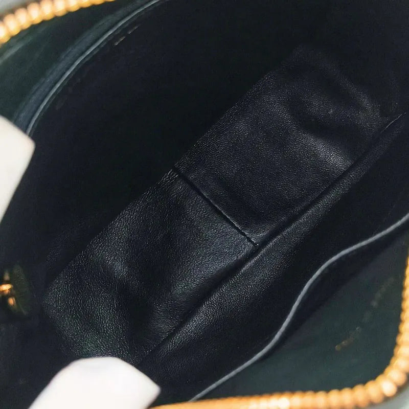 ra717-chanel-vintage-black-lambskin-quilted-handbag