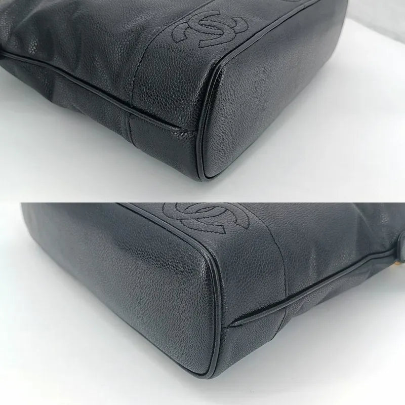 ra139-chanel-vintage-black-caviar-leather-6cc-embossed-logo-tote-bag