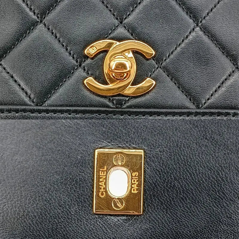 jah100-chanel-vintage-black-lambskin-quilted-flap-bag