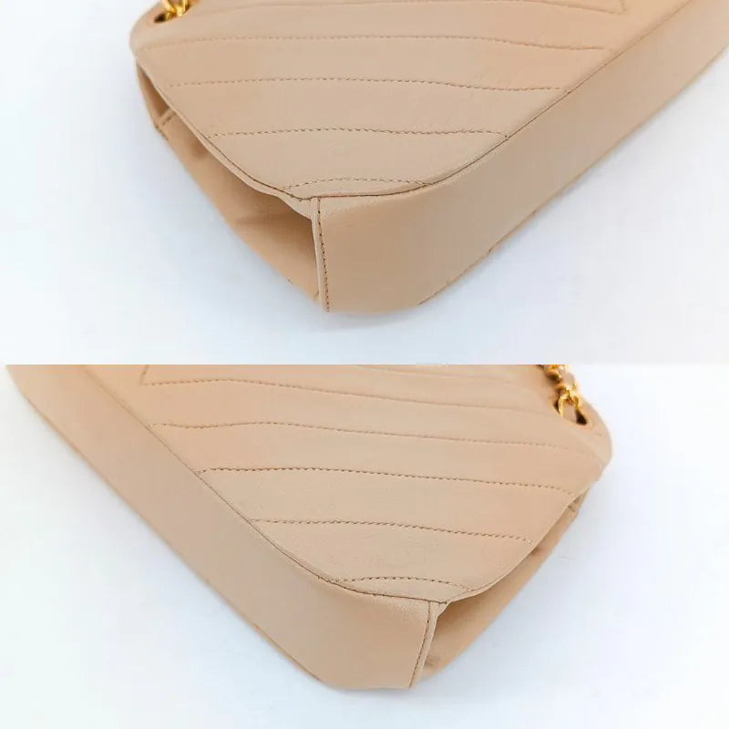 rb447-chanel-vintage-beige-lambskin-chevron-handbag