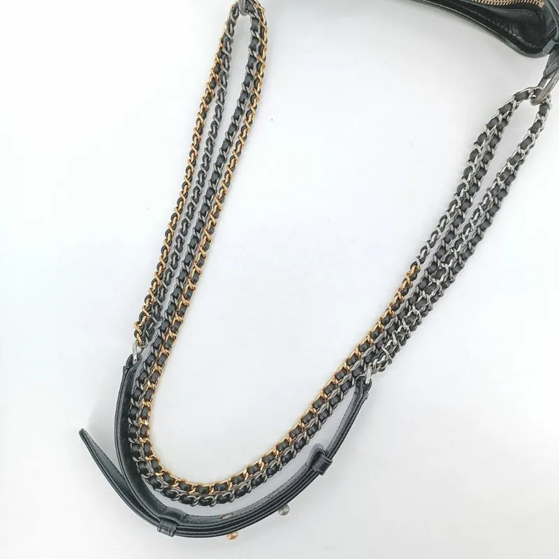 ra584-chanel-black-calfskin-gabrielle-shoulder-bag