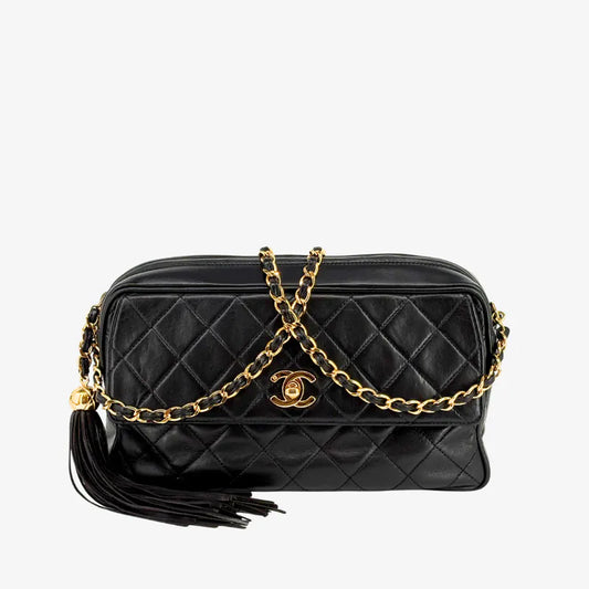 JZ870 - CHANEL Vintage Black Lambskin Gold Chain Camera Bag
