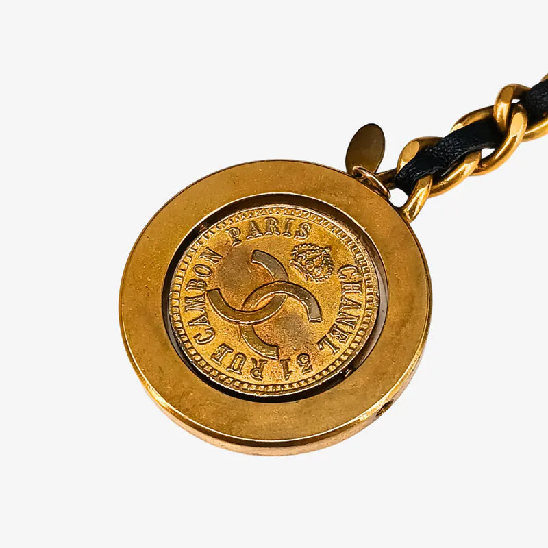 ra872-chanel-gold-key-ring