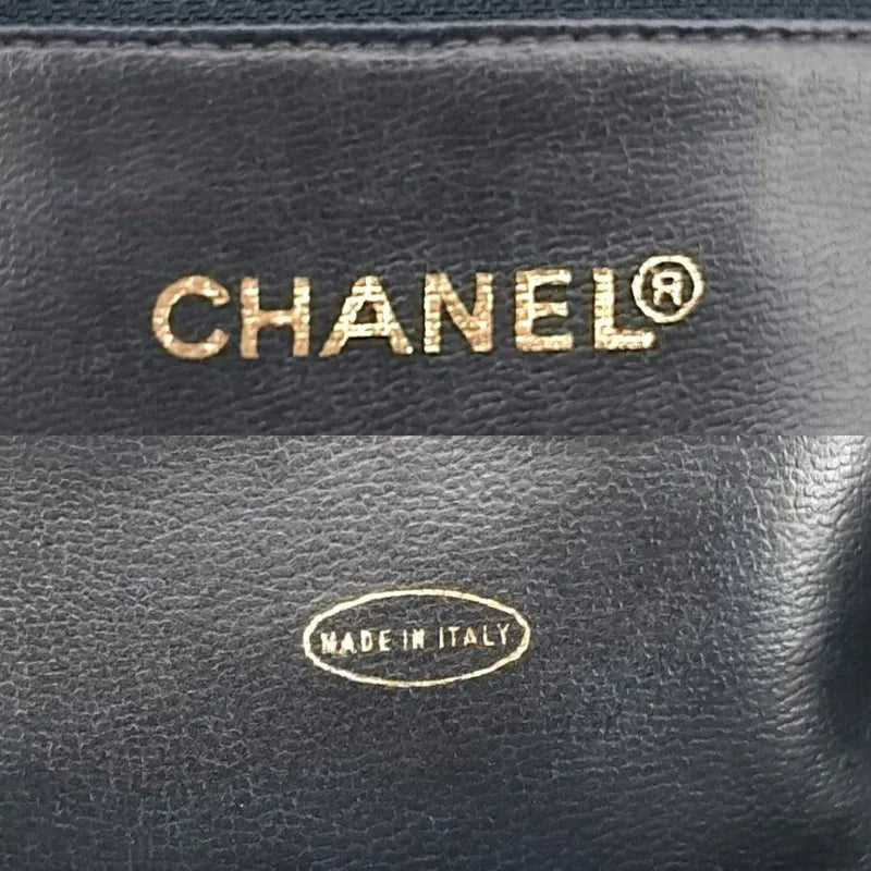 ra382-chanel-vintage-navy-caviar-leather-triple-cc-tote-bag