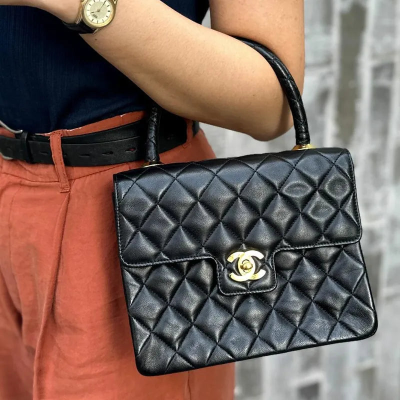 ra015-chanel-vintage-black-lambskin-quilted-handbag