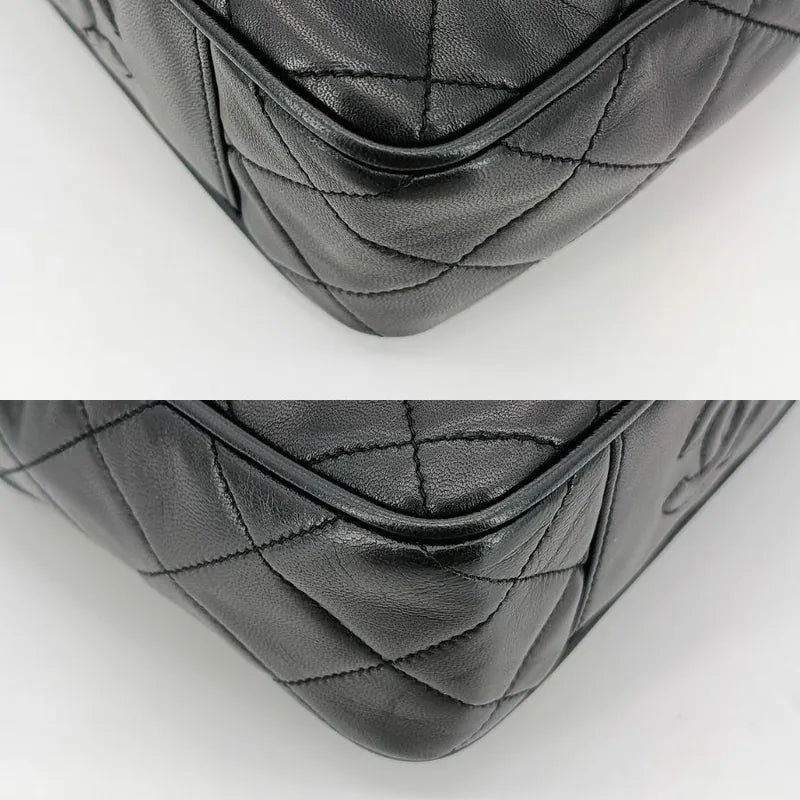 ra717-chanel-vintage-black-lambskin-quilted-handbag