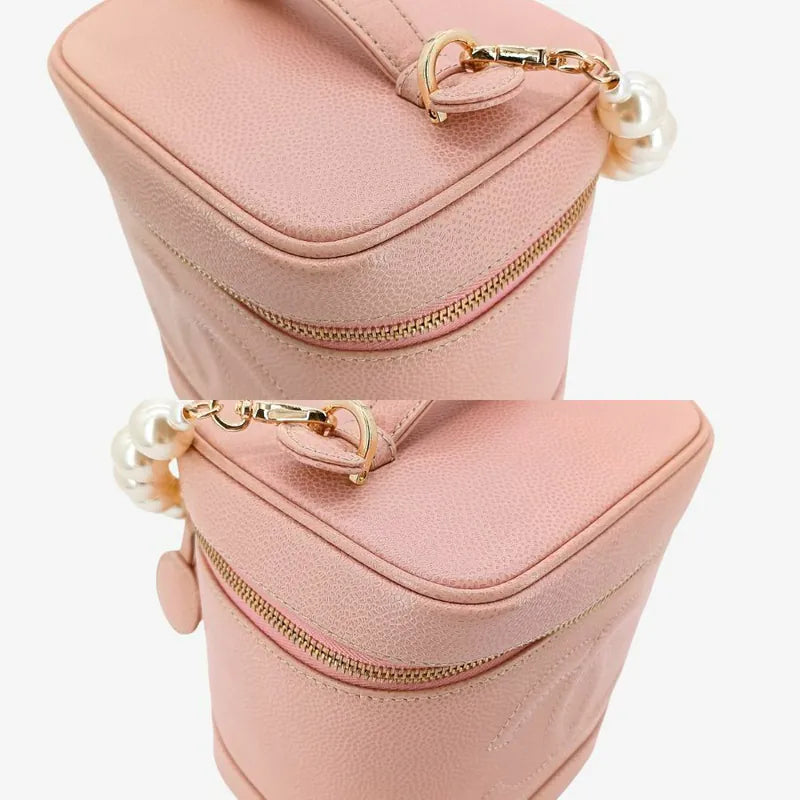 jt890-chanel-vintage-pink-caviar-leather-cosmetic-bag