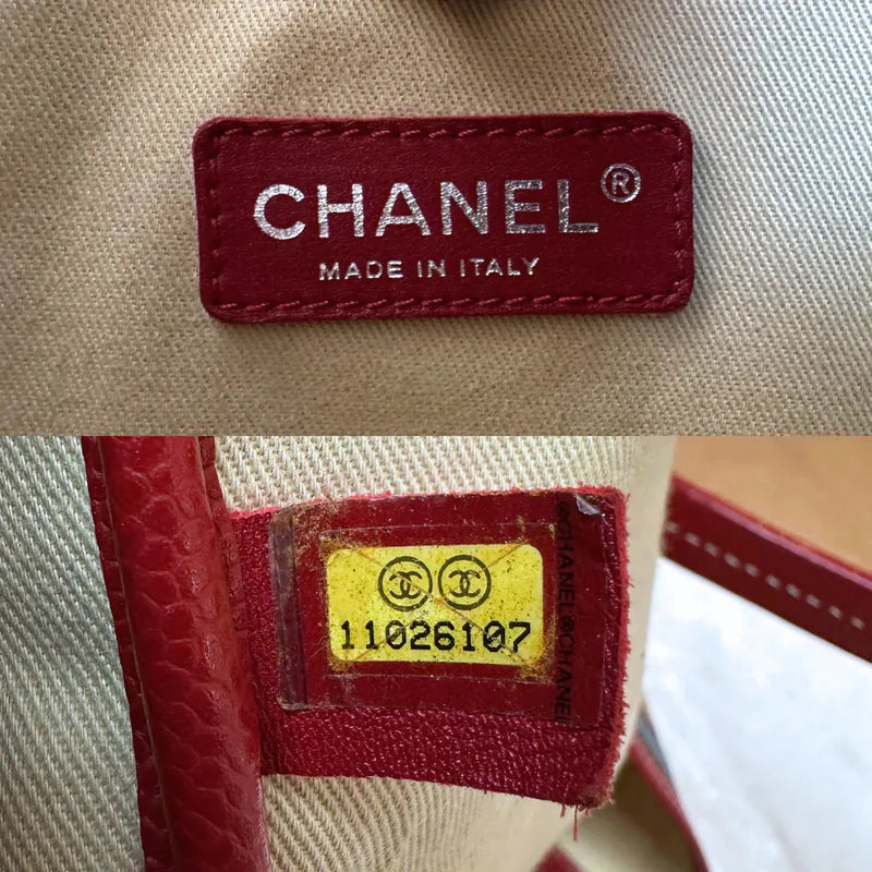 c543-chanel-vintage-red-coated-le-train-tote-bag