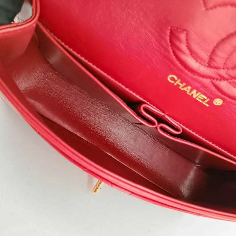 jt676-chanel-vintage-red-lambskin-25cm-classic-flap-bag