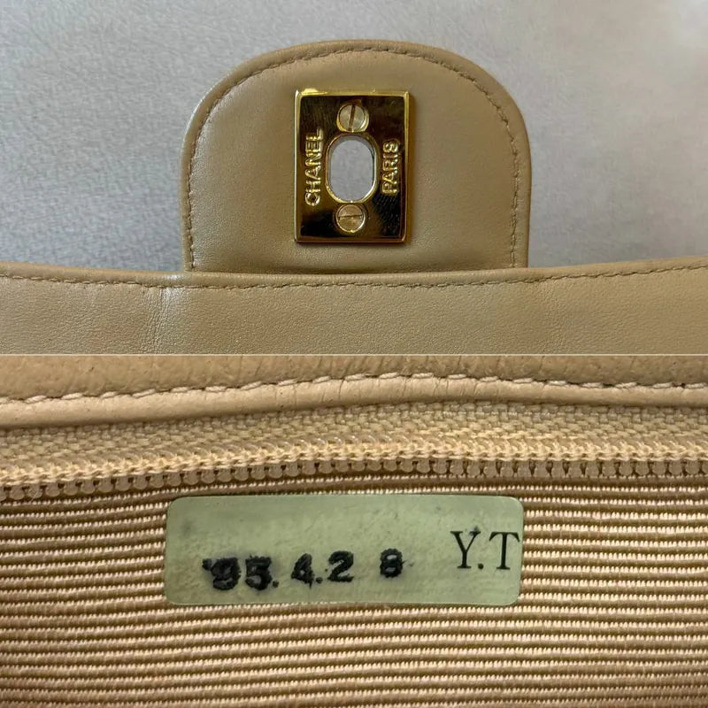 rc420-chanel-vintage-beige-lambskin-quilted-camera-bag