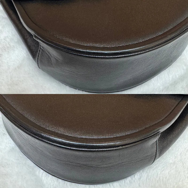 rc732-yves-saint-laurent-vintage-leahter-black-shoulder-bag