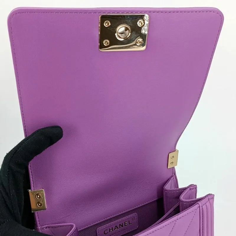 jah155-chanel-leboy-vertical-purple-lambskin-chevron-flap-bag