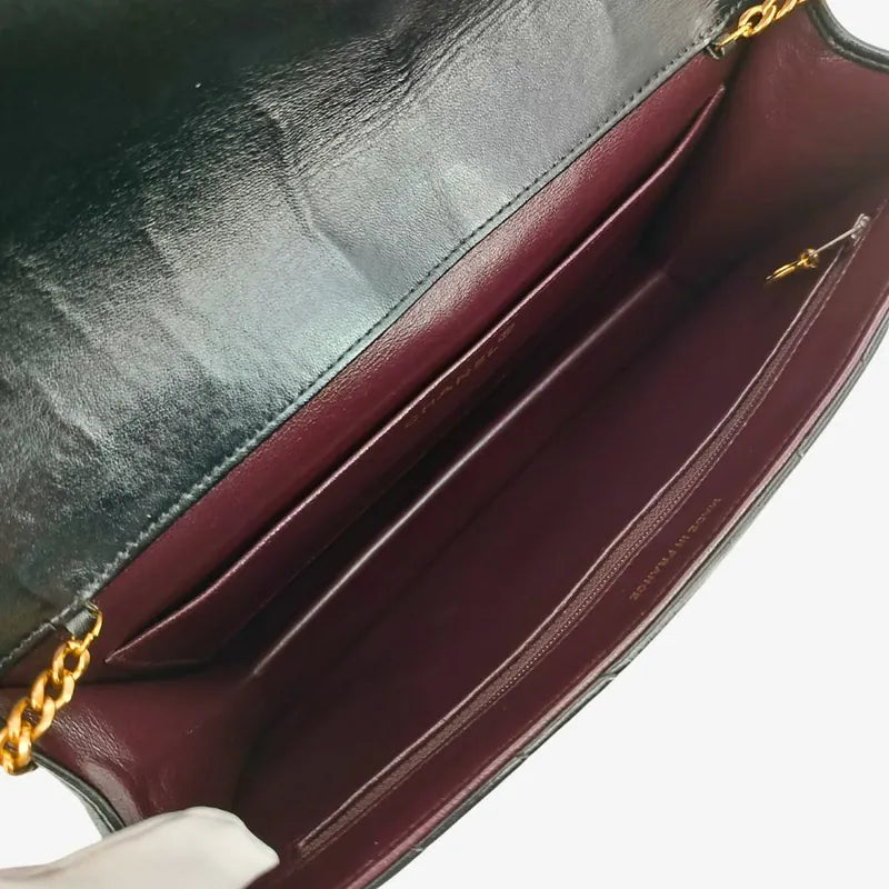 ra520-chanel-vintage-black-lambskin-chevron-push-lock-flap-bag