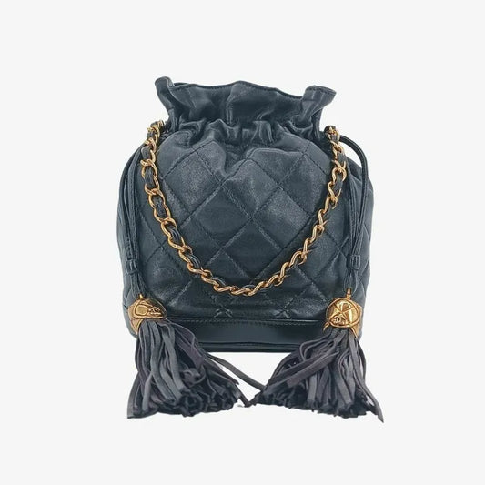 jt183-chanel-vintage-black-lambskin-drawstring-bucket-bag