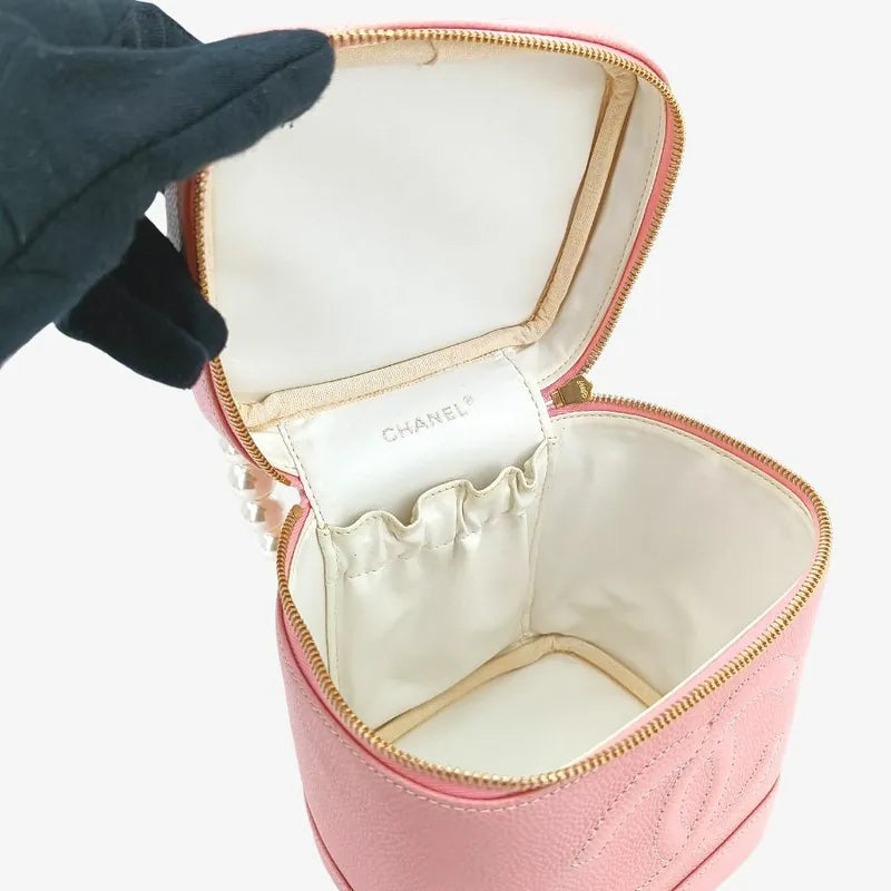 ra206-chanel-vintage-pink-caviar-leather-cosmetic-bag