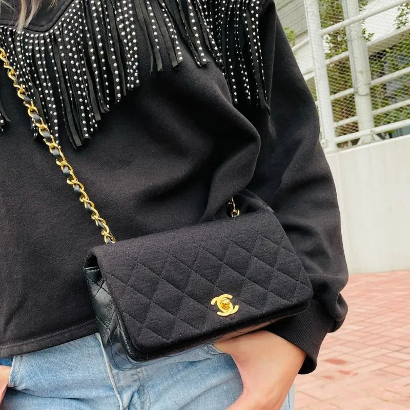 js519-chanel-vintage-black-cotton-lambskin-full-flap-bag