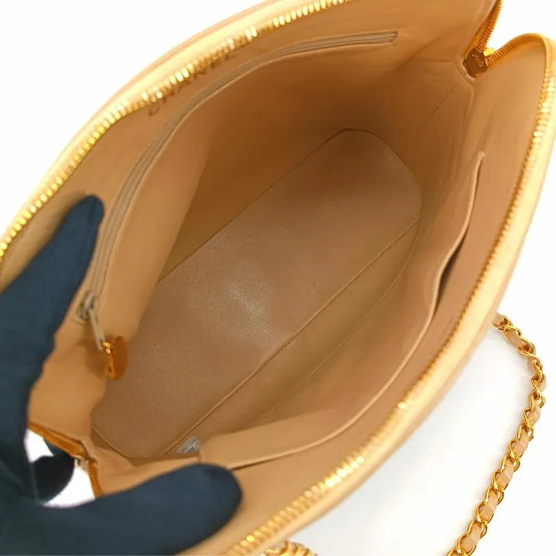 jah108-chanel-vintage-beige-lambskin-quilted-tote-bag