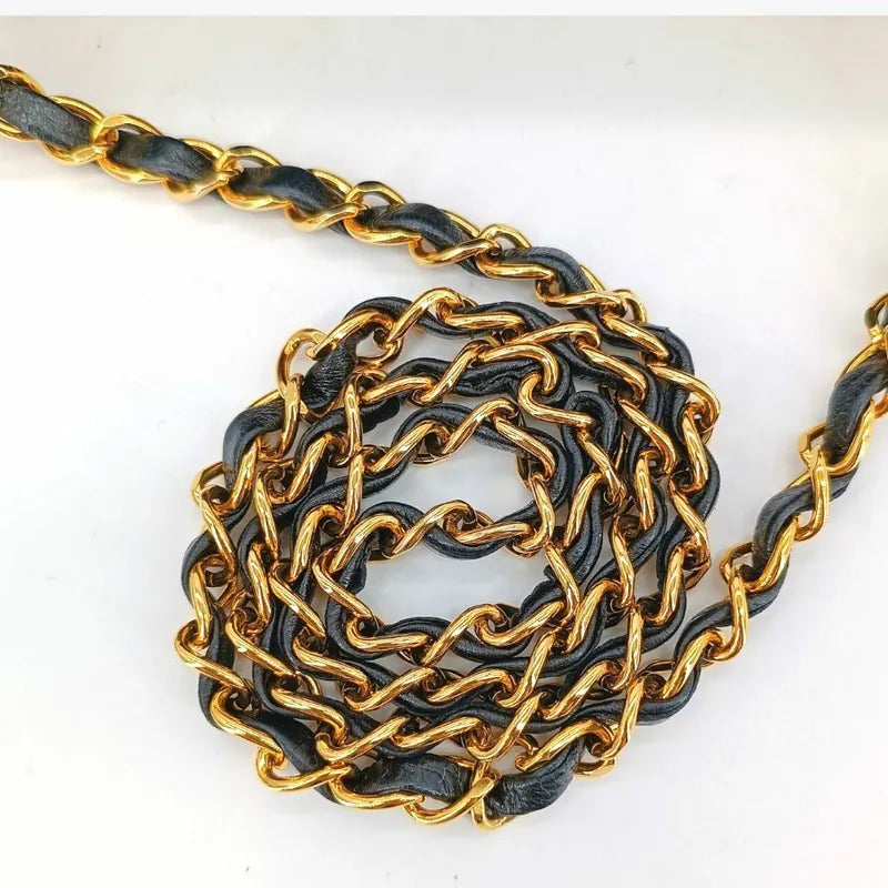 ra205-chanel-vintage-black-lambskin-25cm-classic-flap-bag