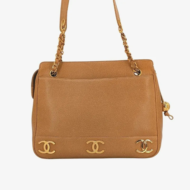 c438-chanel-vintage-beige-lambskin-triple-cc-tote-bag