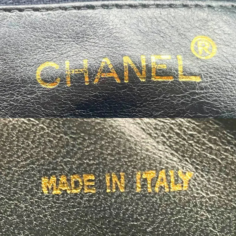 rb458-chanel-vintage-black-caviar-leather-triple-cc-camera-bag