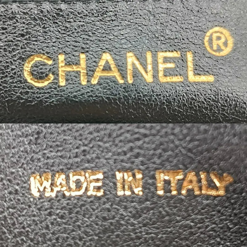 ju947-chanel-vintage-black-lambskin-quilted-camera-bag