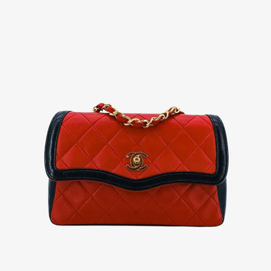 js550-chanel-vintage-bicolor-red-black-lambskin-quilted-flap-bag