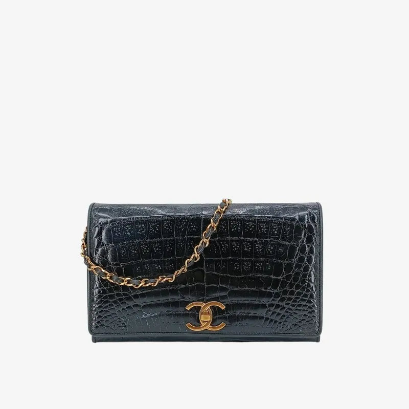 jt298-chanel-vintage-black-crocodile-skin-flap-bag