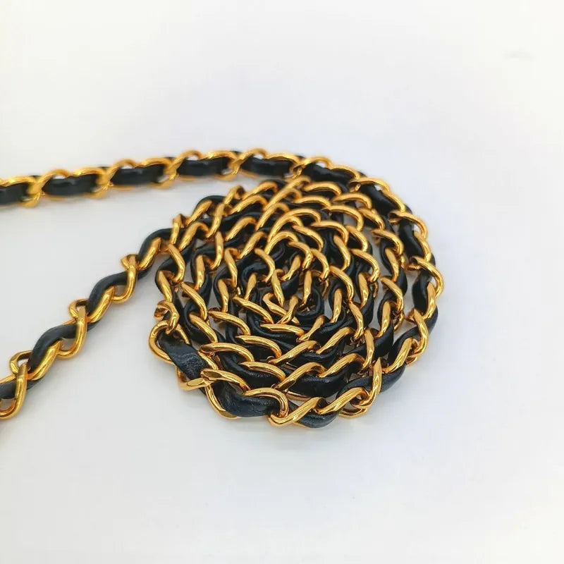 js993-chanel-vintage-black-lambskin-17cm-mini-square-flap-bag