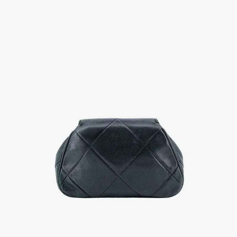 rb286-chanel-vintage-black-lambskin-quilted-flap-bag