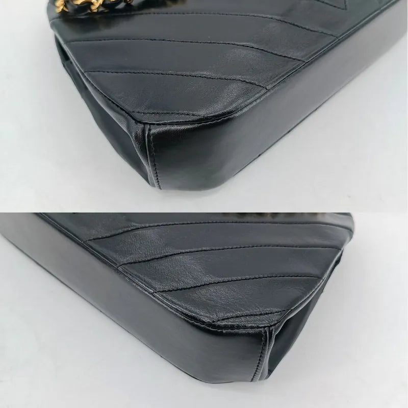 rb001-chanel-vintage-black-lambskin-chevron-handbag