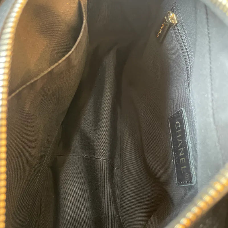 c518-chanel-vintage-black-caviar-ptt-tote-bag