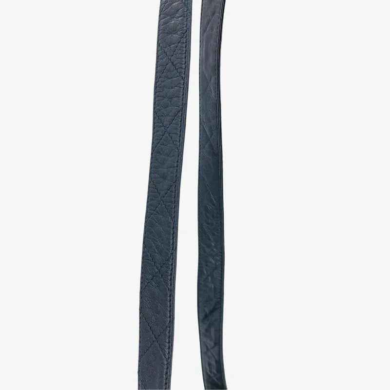 jt581-chanel-vintage-navy-lambskin-tassel-vanity-case-bag