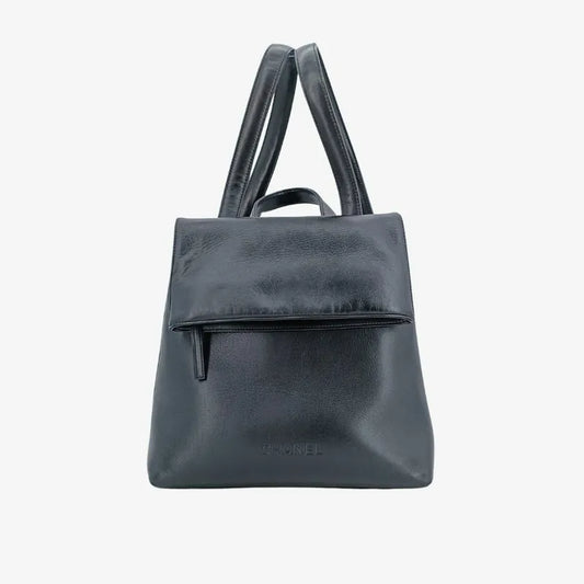 jah120-chanel-vintage-black-calfskin-backpack