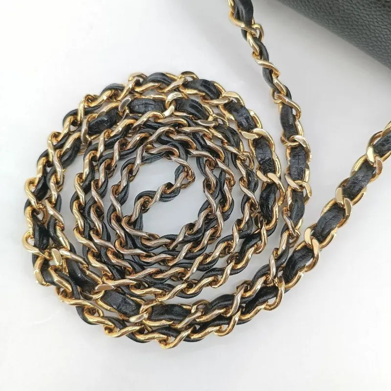 jah122-chanl-vintage-black-caviar-leather-flap-bag