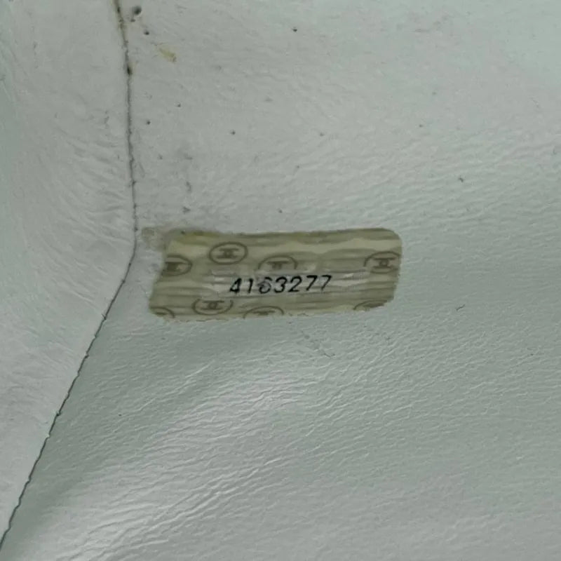 c562-chanel-vintage-yellow-patent-leather-quilted-mini-metal-box-bag