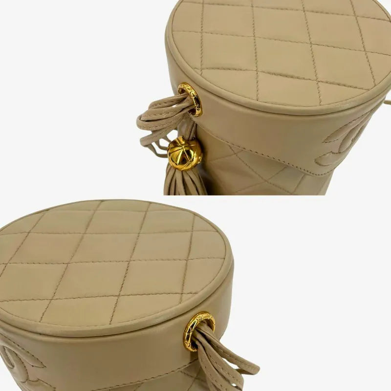 jw445-chanel-vintage-beige-lambskin-cylindrical-bag